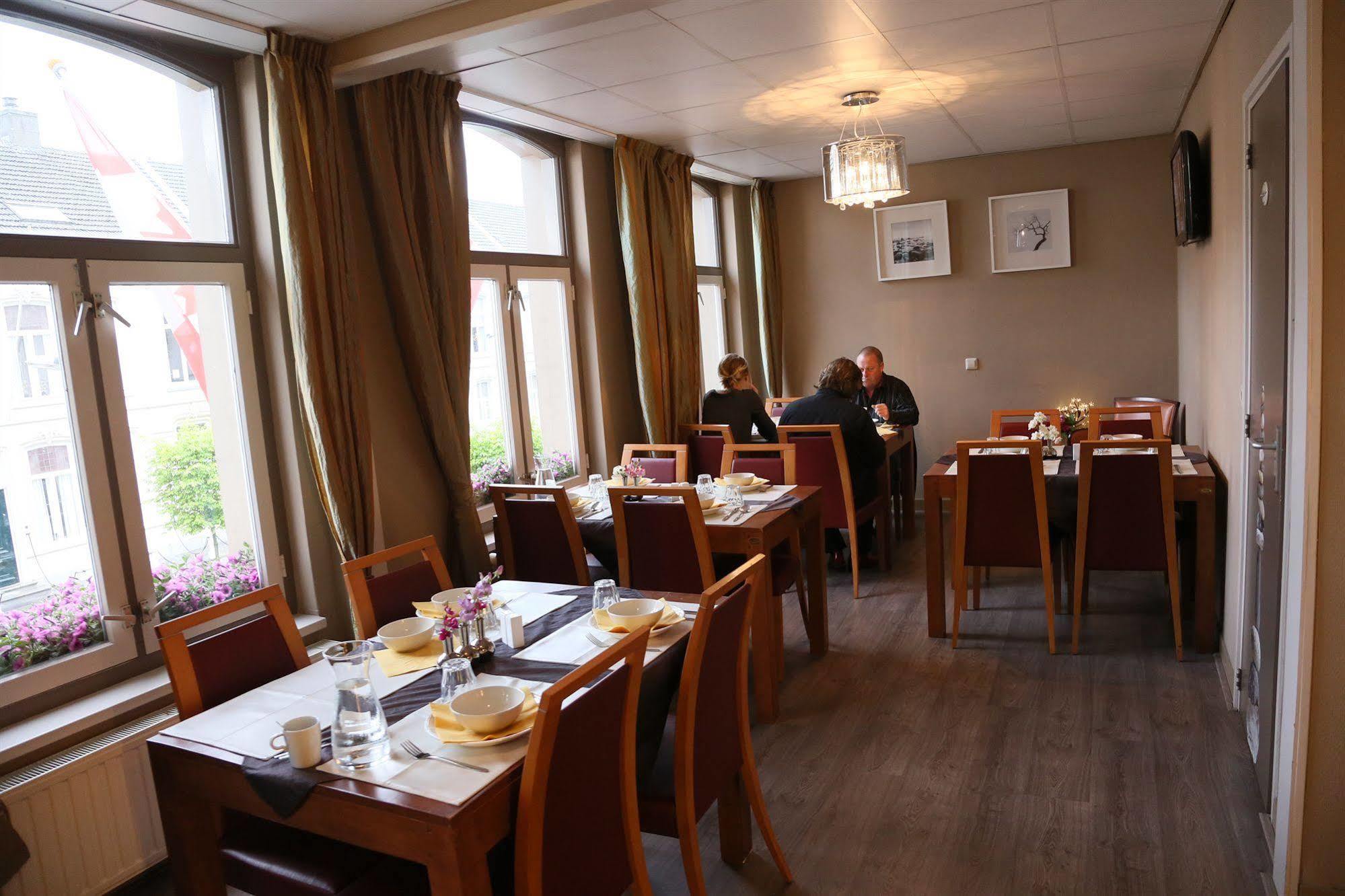 Hotel Old Dutch Bergen Op Zoom Zewnętrze zdjęcie